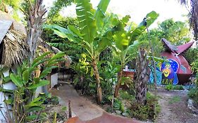 Casa Del Arbol Bacalar